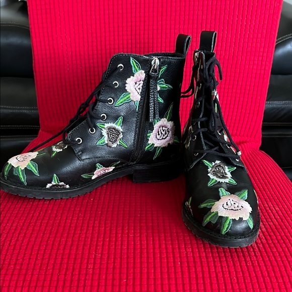 Rebecca Minkoff Shoes - Rebecca Minkoff Leather Black and Green Combat Boots with Floral Design